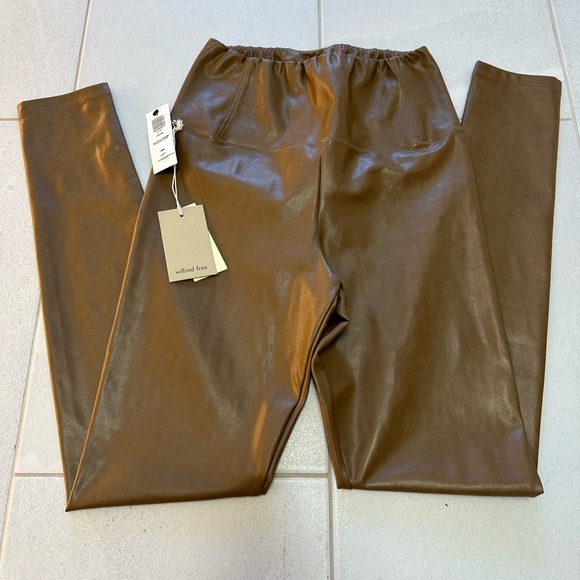 Aritzia Daria Pant - Picture 2 of 5